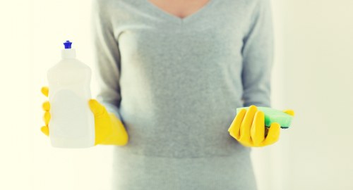 Maintaining kitchen and break areas during office cleaning in NW10